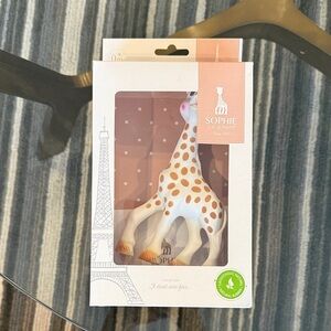 Brand New Sophie the Giraffe